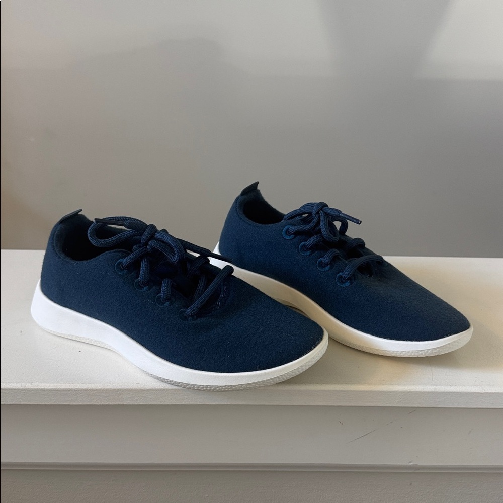 Allbirds The Wool Runner in Hazy Inidgo - Picture 4 of 9